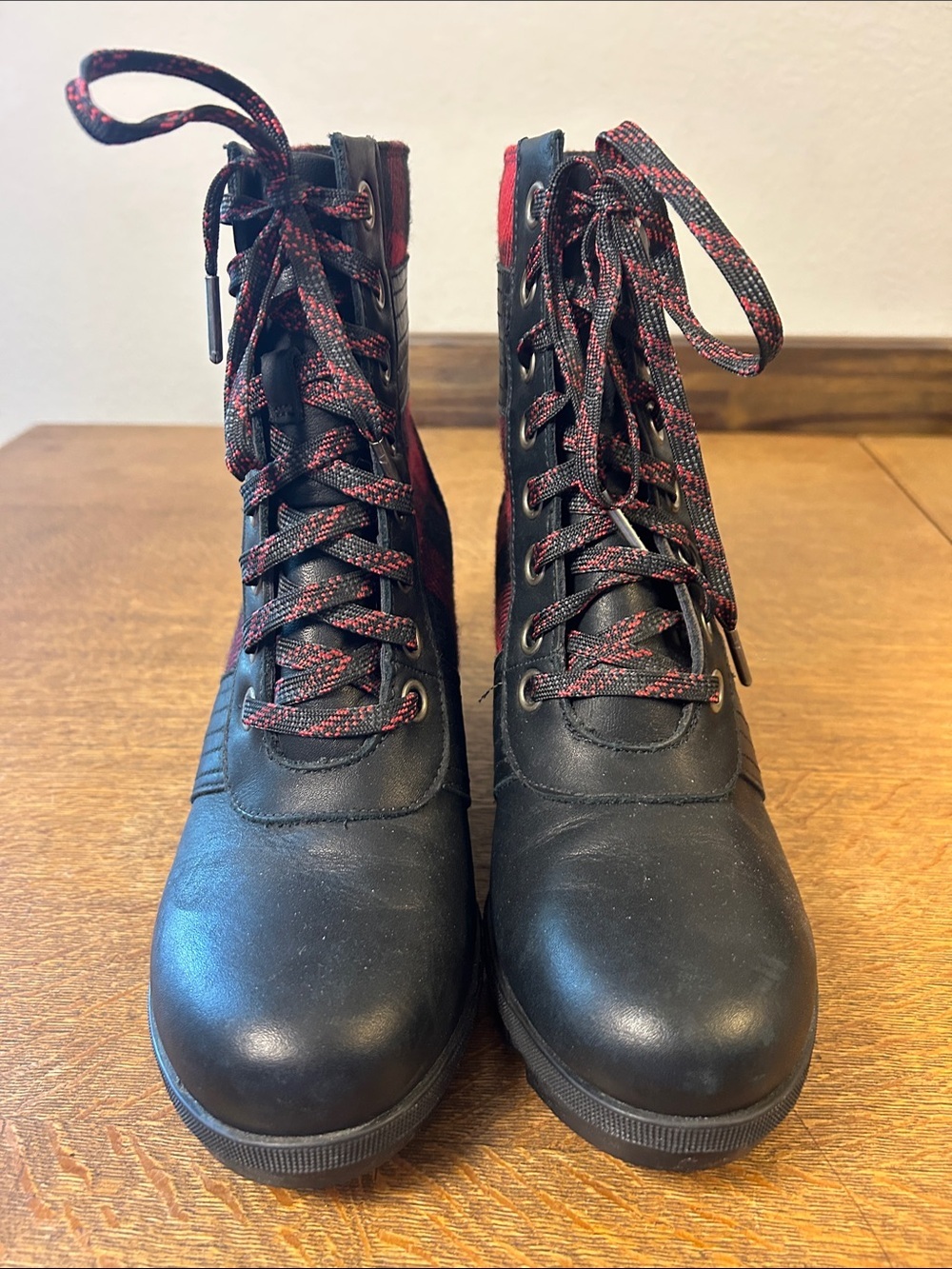 Sorel Lexie Wedge Boot Red Black Buffalo Plaid Check size 9.5 - Picture 6 of 16